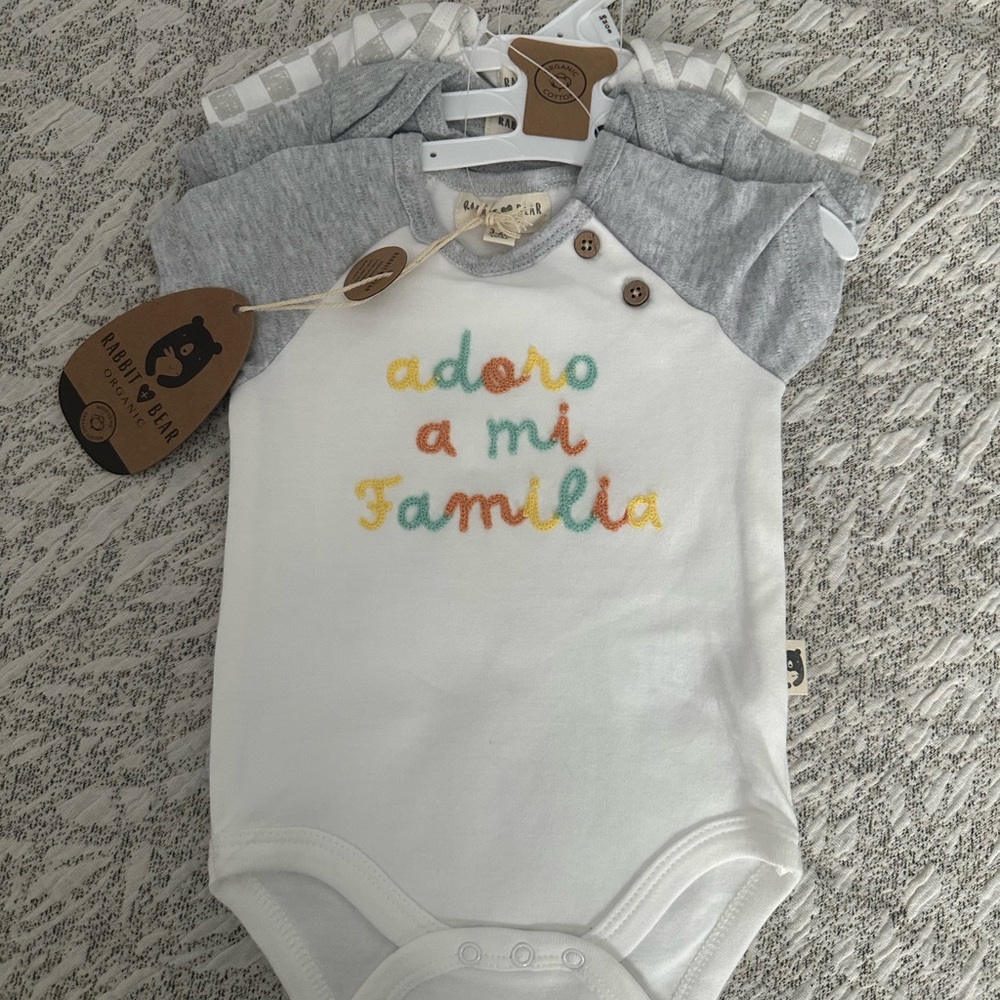 Rabbit Bear 3pack Onesie NWT ADORO A MI FAMILIA
